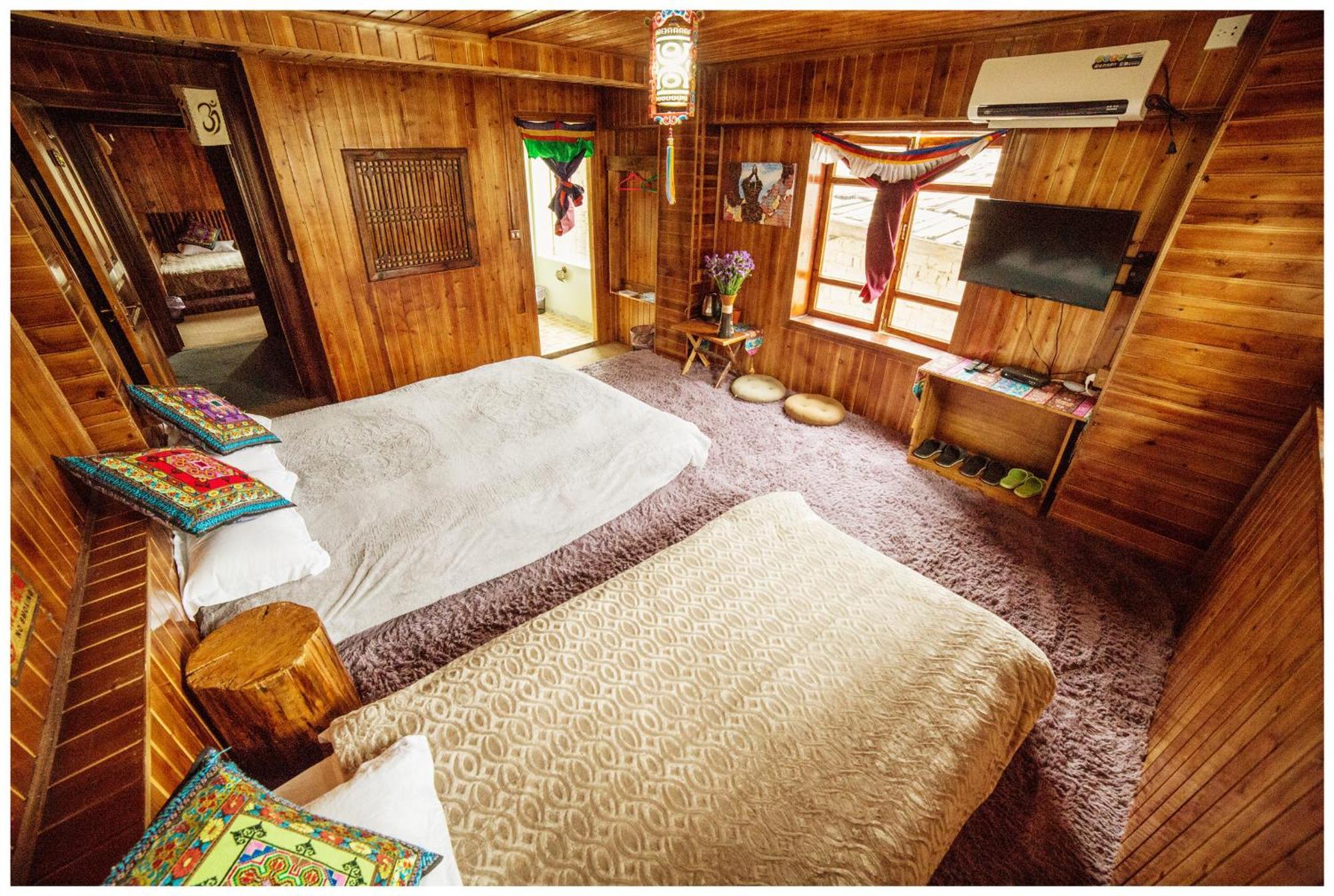 Yi'S Hostel Shangri-La Exterior photo