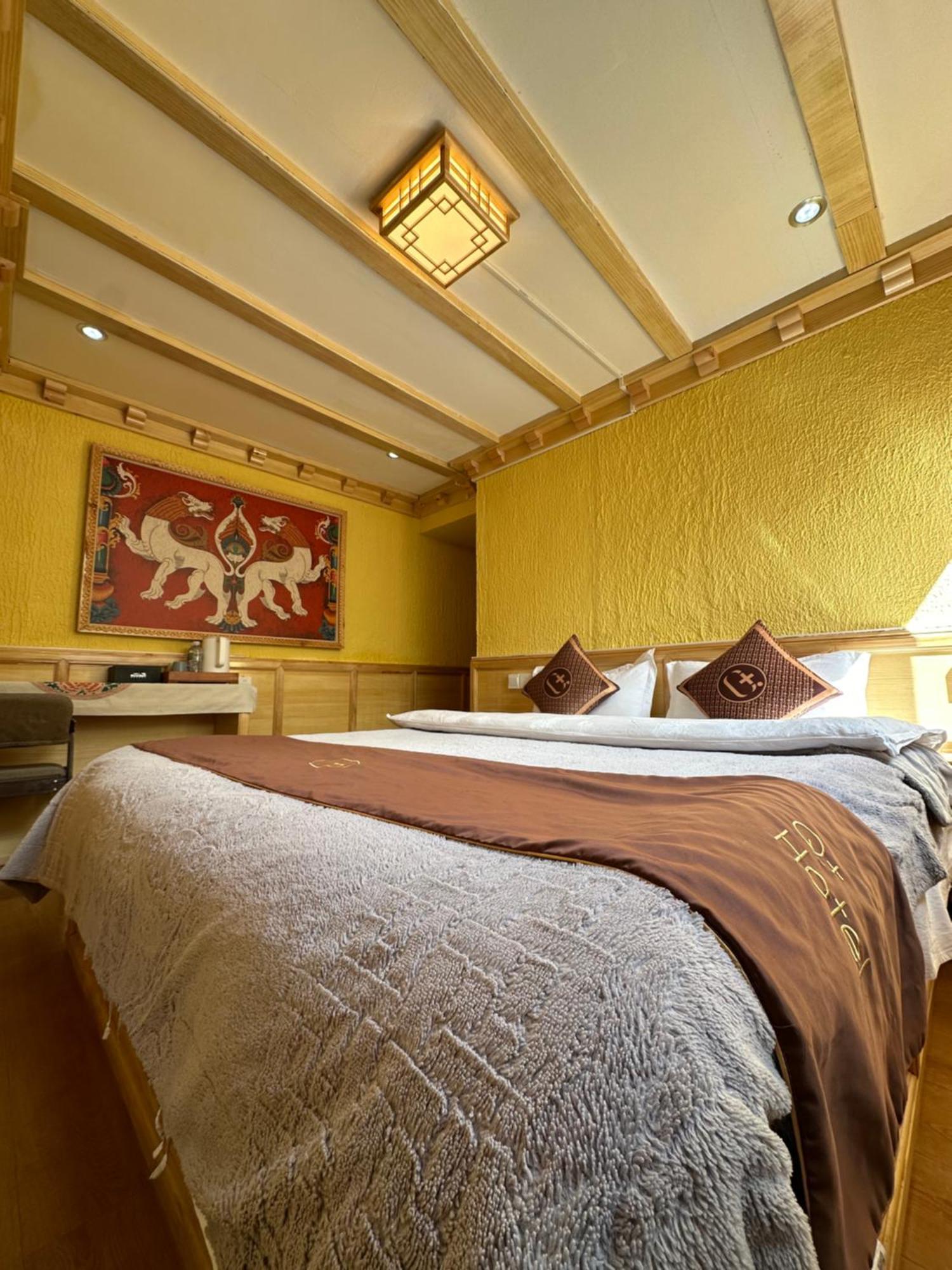 Yi'S Hostel Shangri-La Exterior photo